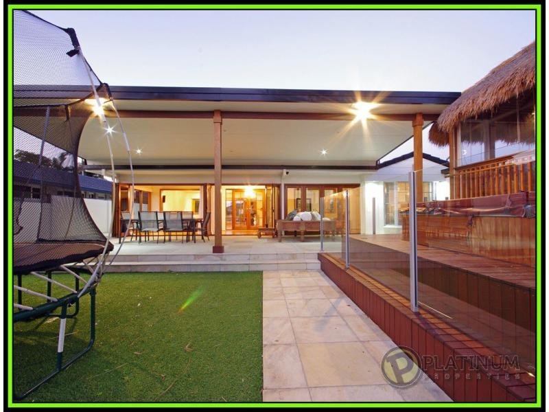 14 O’Grady Drive, Paradise Point QLD 4216