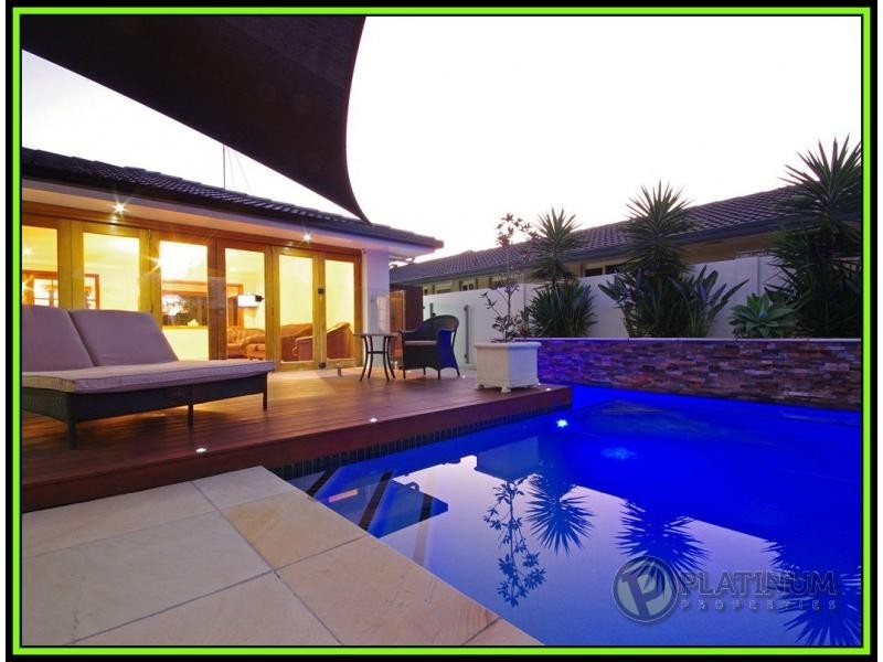 14 O’Grady Drive, Paradise Point QLD 4216