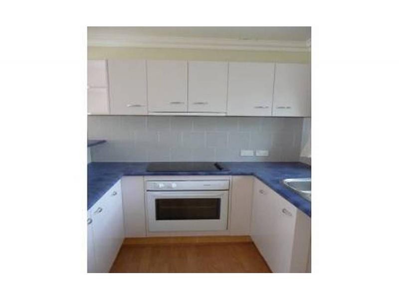 7/164 Frank Street, Labrador QLD 4215