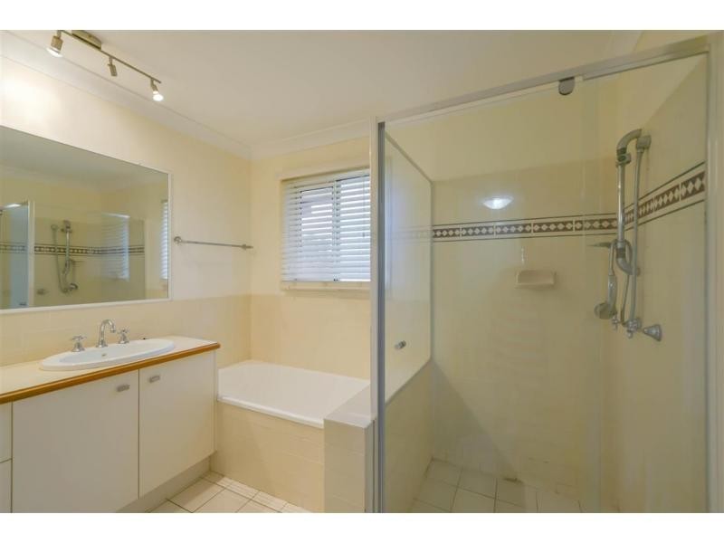 3/400 Pine Ridge Road, Coombabah QLD 4216