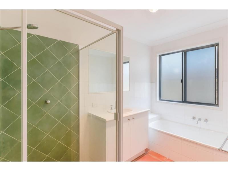 41 Davis Cup Court, Oxenford QLD 4210