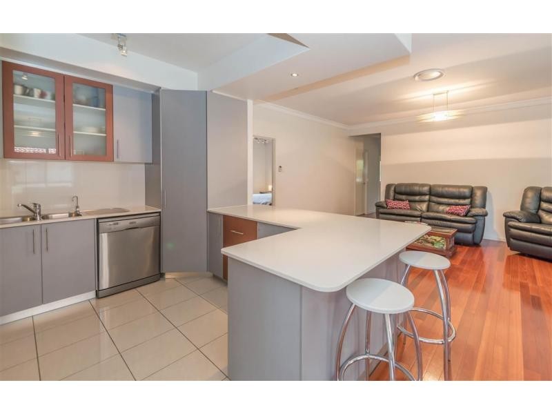 59 Morala Avenue, Runaway Bay QLD 4216