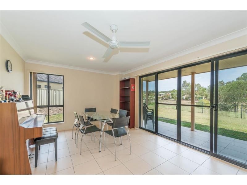32 Golden Bear Drive, Arundel QLD 4214
