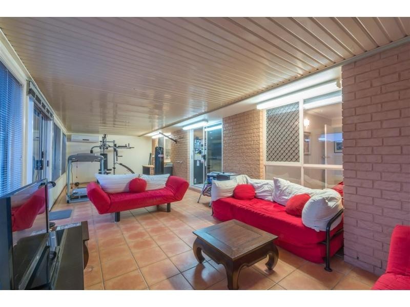 2/20 Possum Court, Coombabah QLD 4216