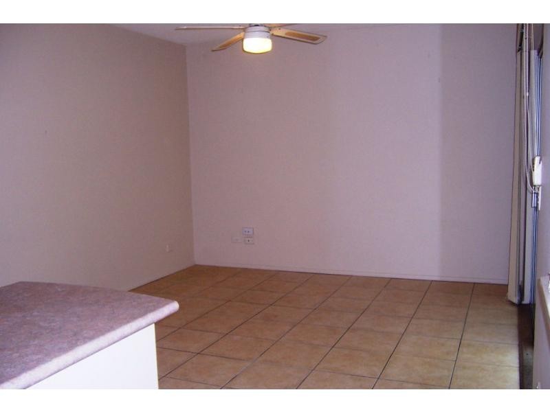 Unit 1/8 Nankeen Avenue, Paradise Point, Paradise Point QLD 4216