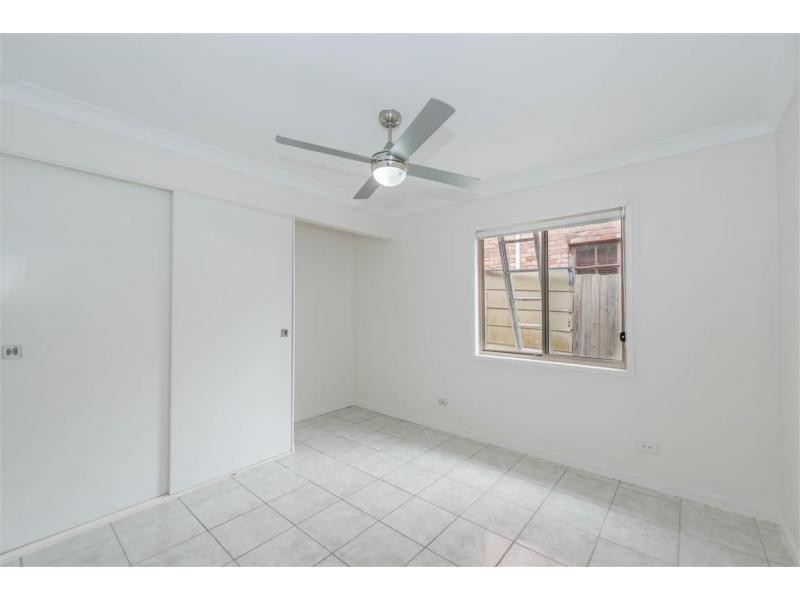 473 Pine Ridge Road, Runaway Bay QLD 4216