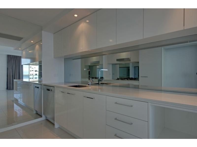 703/7-13 Imperial Parade, Labrador QLD 4215