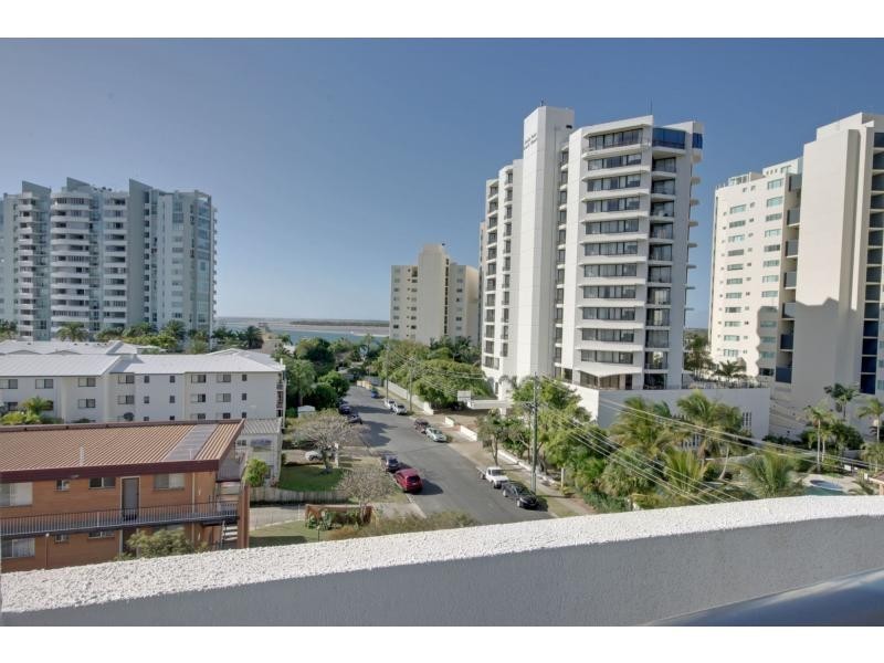 703/7-13 Imperial Parade, Labrador QLD 4215