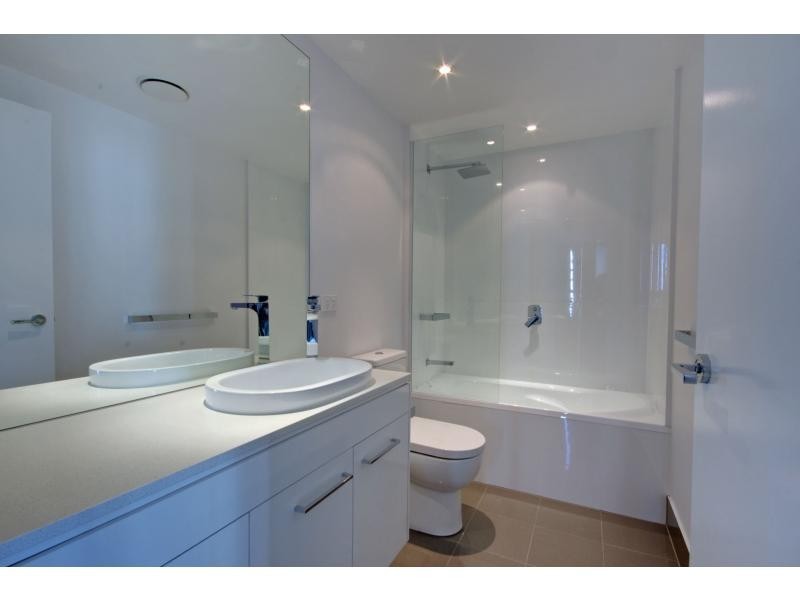 703/7-13 Imperial Parade, Labrador QLD 4215