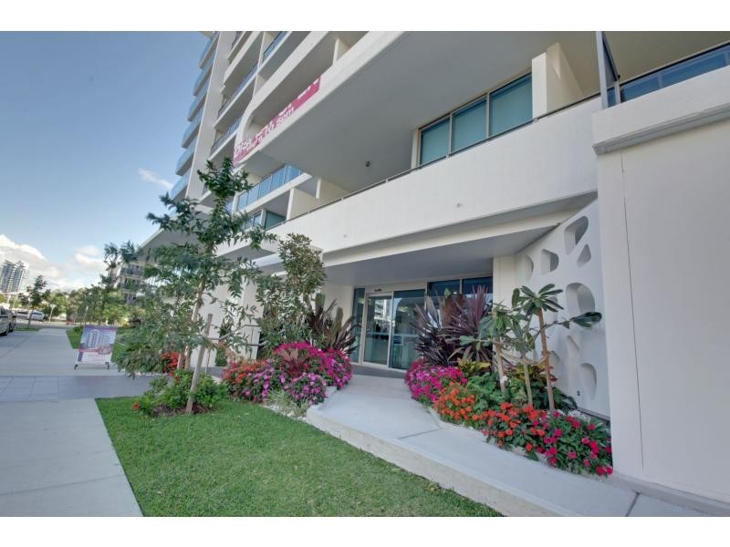 703/7-13 Imperial Parade, Labrador QLD 4215