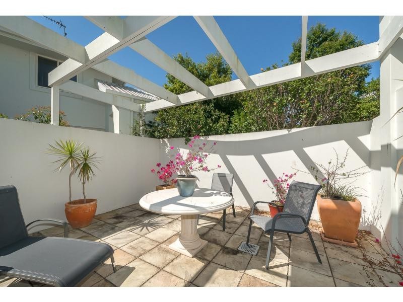 14/268-274 Ashmore Road, Benowa QLD 4217