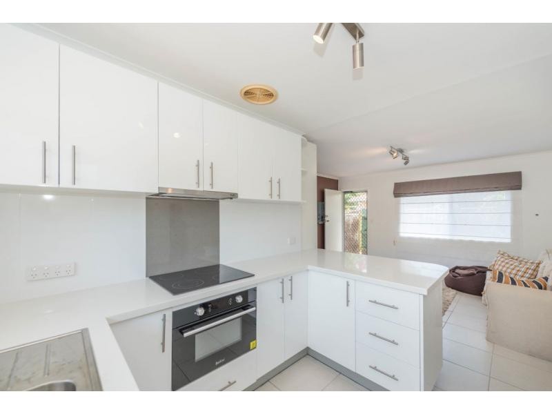 8/17-19 Back Street, Biggera Waters QLD 4216