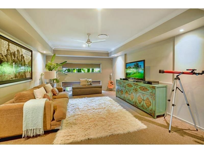 53 Compass Drive, Biggera Waters QLD 4216