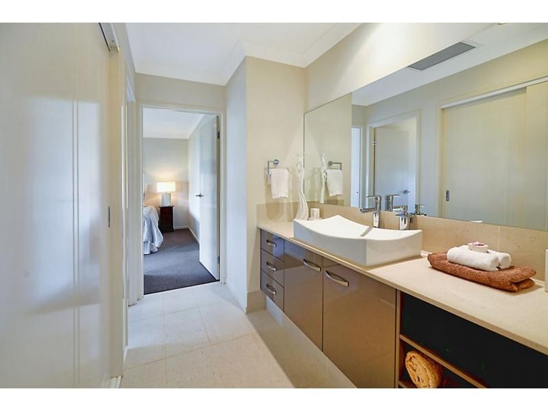 53 Compass Drive, Biggera Waters QLD 4216