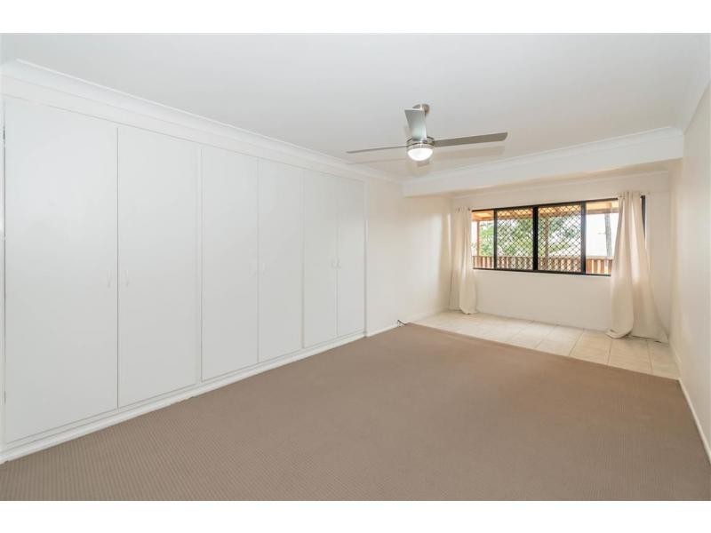 473 Pine Ridge Road, Runaway Bay QLD 4216