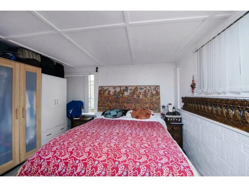 5 Rodlan Parade, Labrador QLD 4215