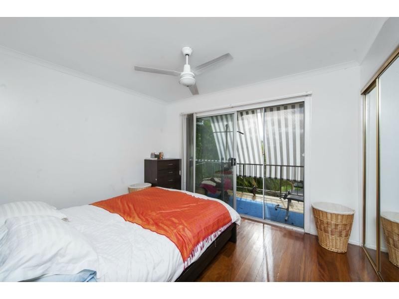 5 Rodlan Parade, Labrador QLD 4215