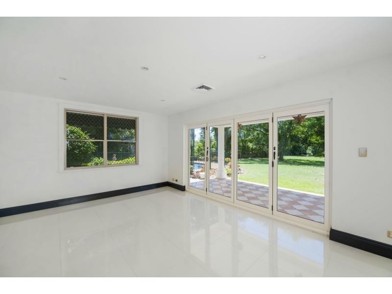 71 Marbella Drive, Benowa QLD 4217