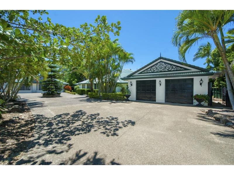 71 Marbella Drive, Benowa QLD 4217