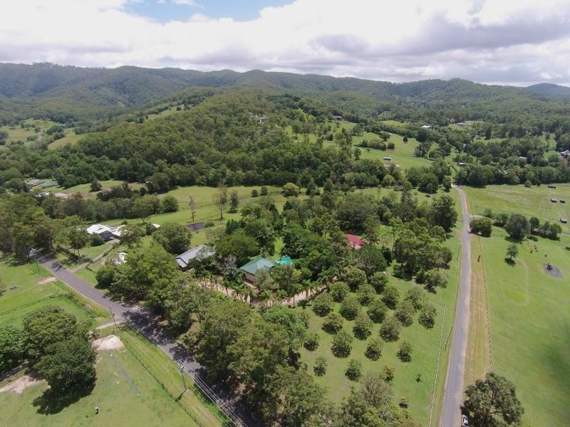 426 Guanaba Creek Road, Guanaba QLD 4210