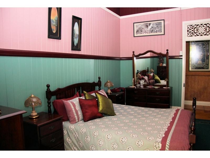 426 Guanaba Creek Road, Guanaba QLD 4210