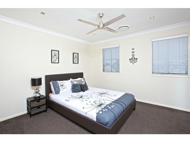 49 Costa Del Sol Avenue, Coombabah QLD 4216