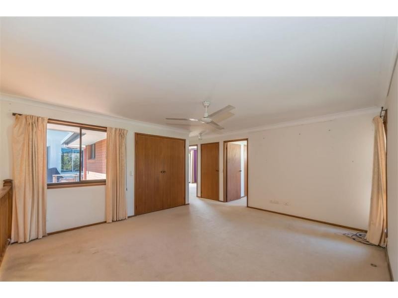 16 Yacht Street, Southport QLD 4215