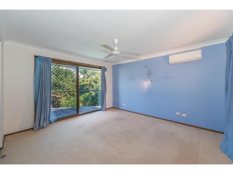 16 Yacht Street, Southport QLD 4215