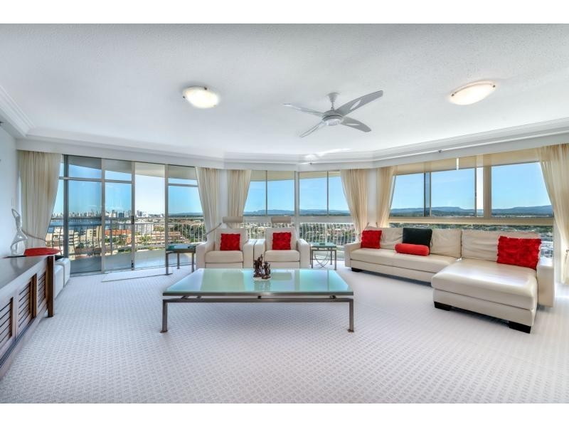 12D/5 Bayview Street, Runaway Bay QLD 4216