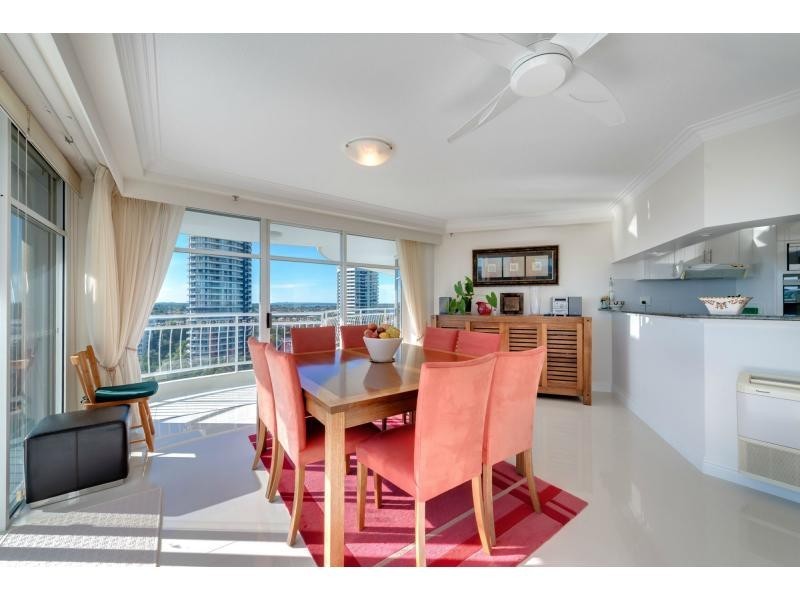 12D/5 Bayview Street, Runaway Bay QLD 4216