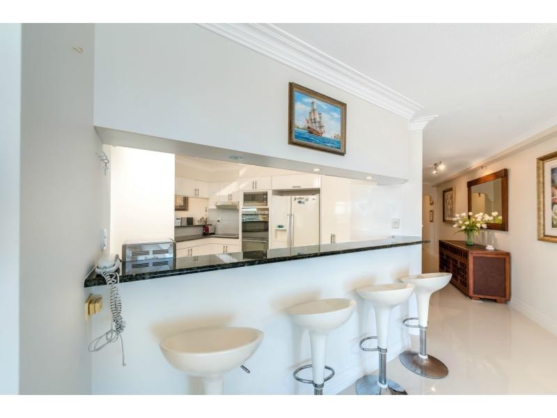 12D/5 Bayview Street, Runaway Bay QLD 4216