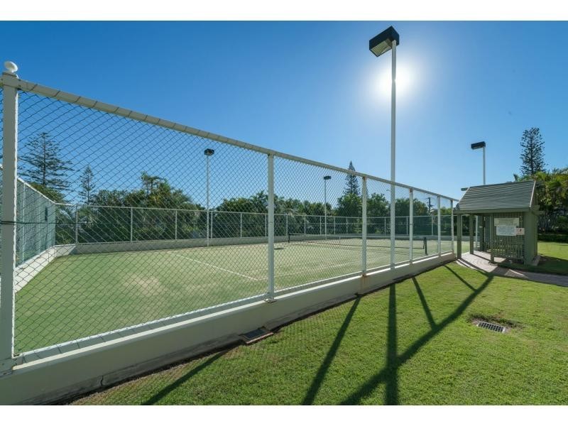 12D/5 Bayview Street, Runaway Bay QLD 4216