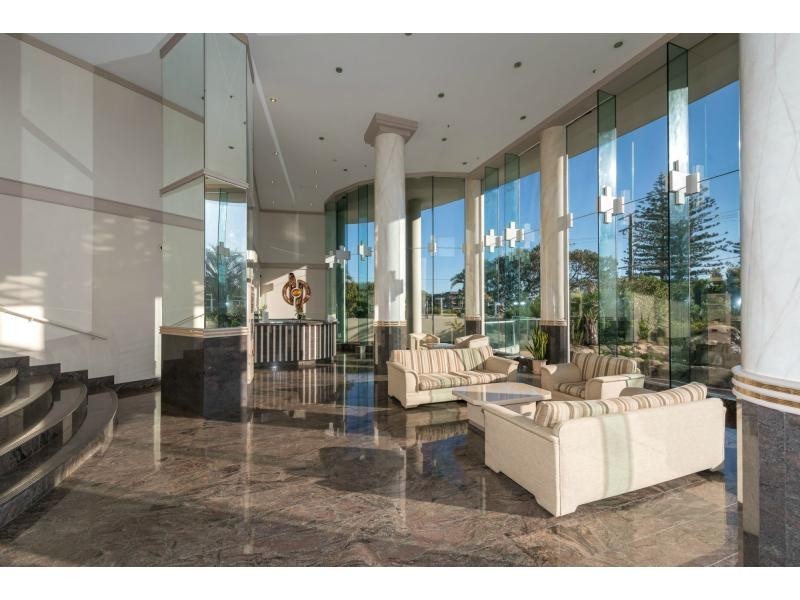 12D/5 Bayview Street, Runaway Bay QLD 4216