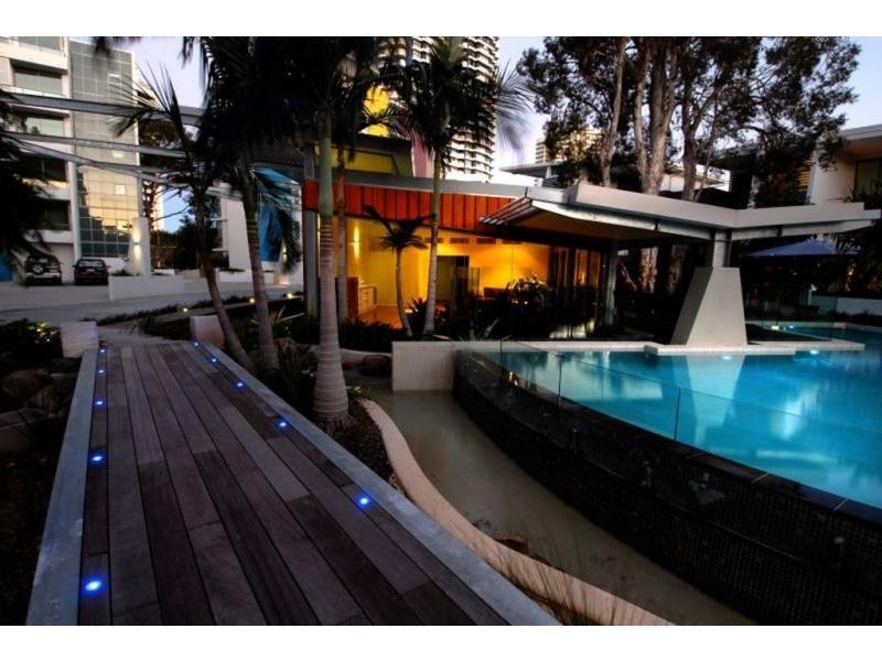 19I/20-28 Bayview Street, Runaway Bay QLD 4216