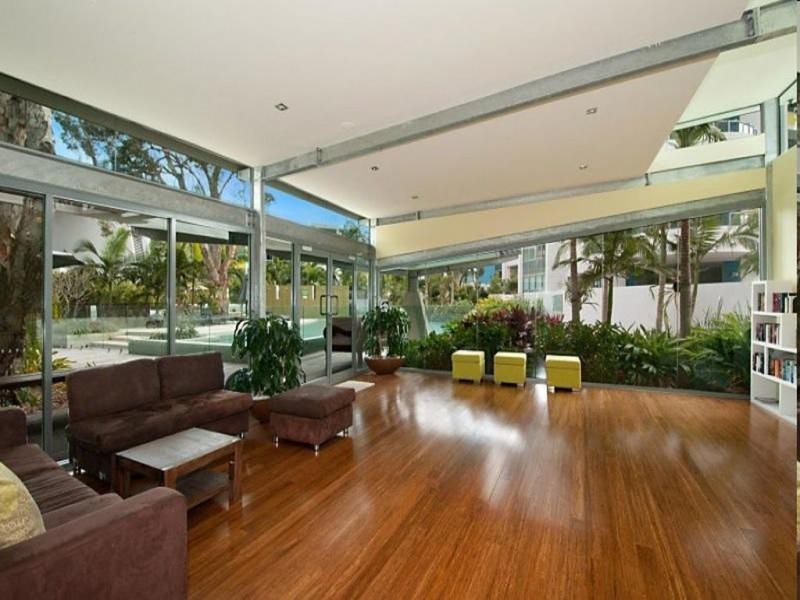 19I/20-28 Bayview Street, Runaway Bay QLD 4216