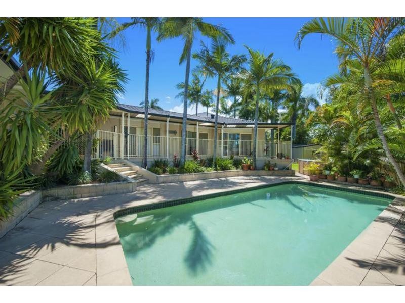 16 Moorabbin Place, Robina QLD 4226