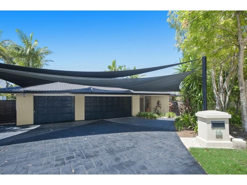16 Moorabbin Place, Robina QLD 4226