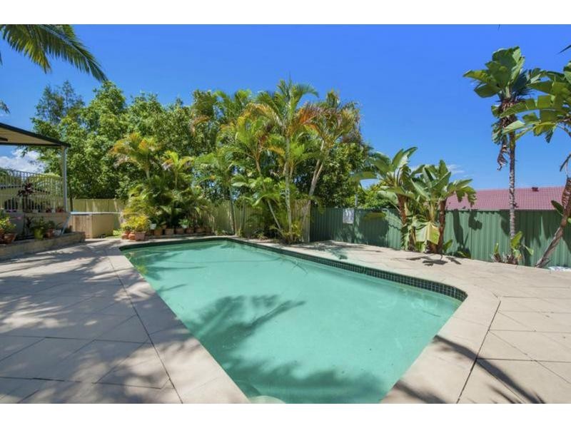 16 Moorabbin Place, Robina QLD 4226