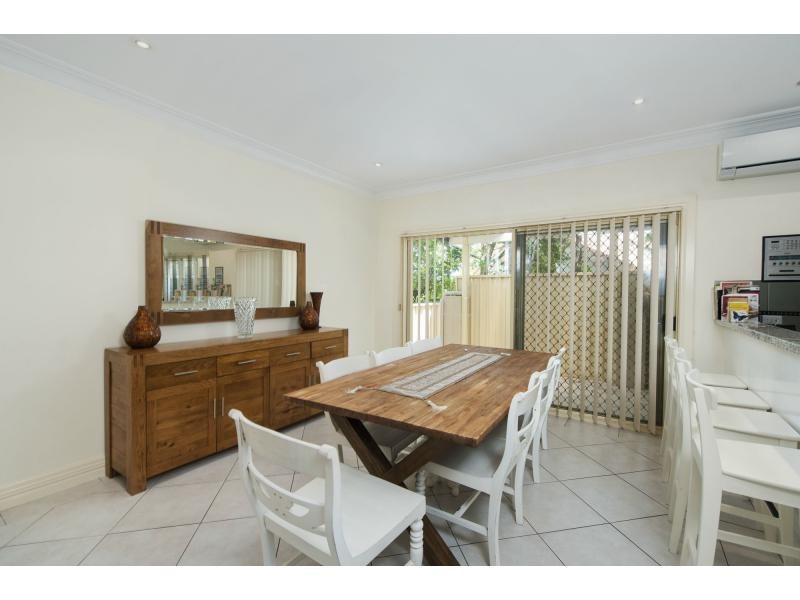 16 Moorabbin Place, Robina QLD 4226