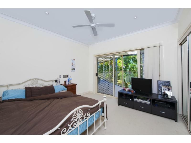 16 Moorabbin Place, Robina QLD 4226