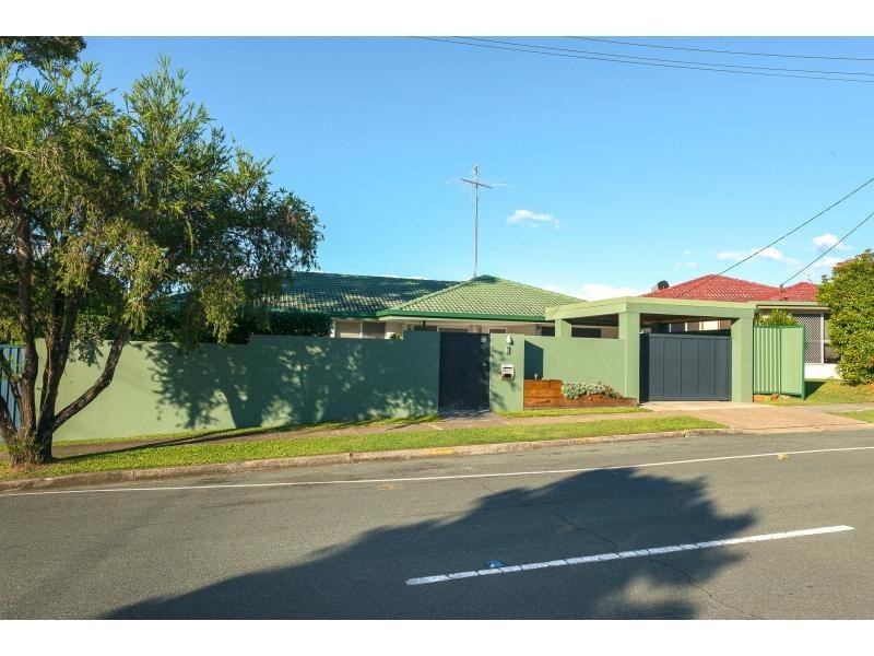 2 Dandar Drive, Southport, Southport QLD 4215