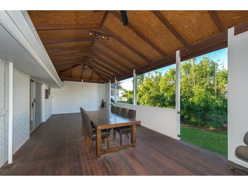 2 Dandar Drive, Southport, Southport QLD 4215