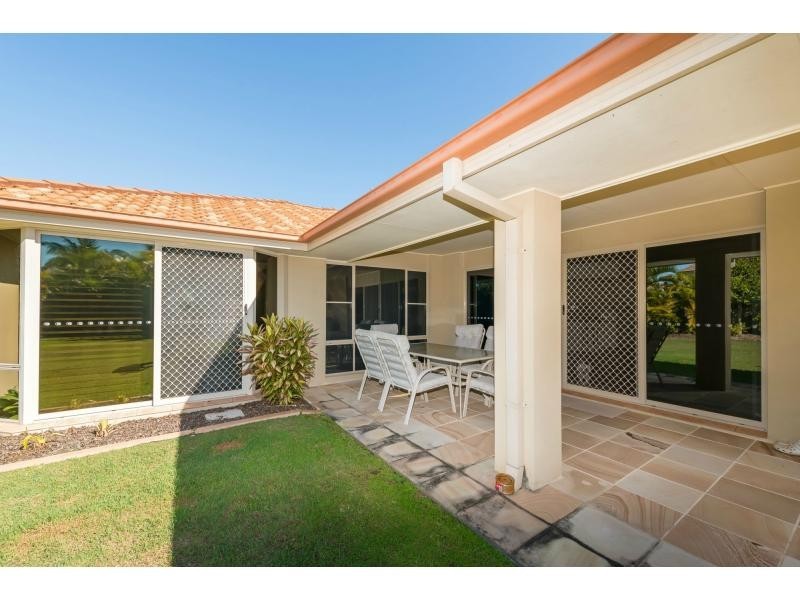 16 Eastside Esplanade, Helensvale QLD 4212