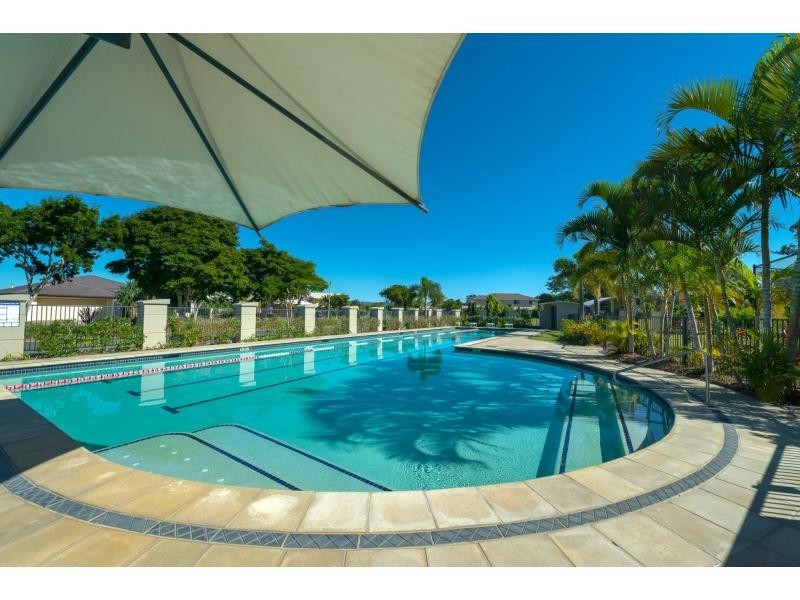 16 Eastside Esplanade, Helensvale QLD 4212