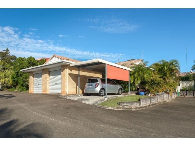 Villa 6/17 McMillan Street, Labrador QLD 4215