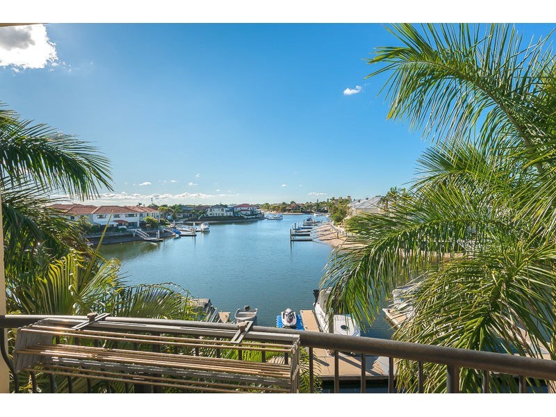 24/41A Broadwater Street, Runaway Bay QLD 4216