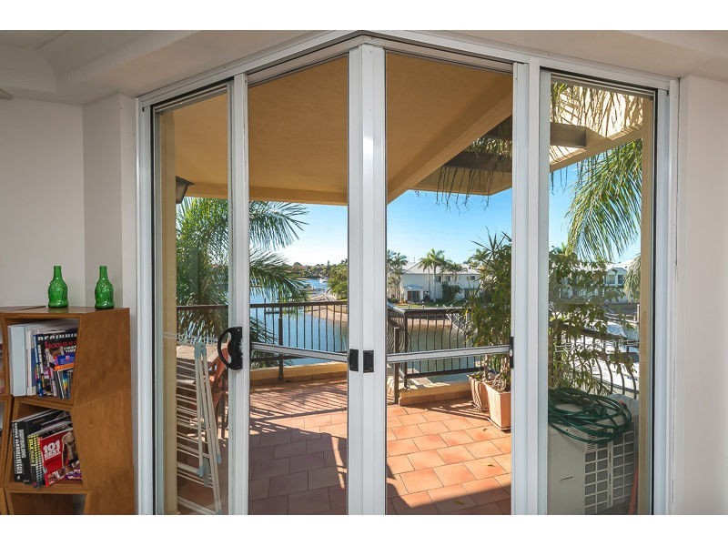 24/41A Broadwater Street, Runaway Bay QLD 4216