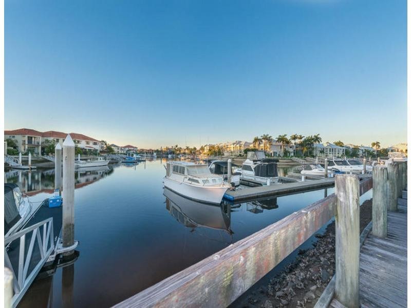 24/41A Broadwater Street, Runaway Bay QLD 4216