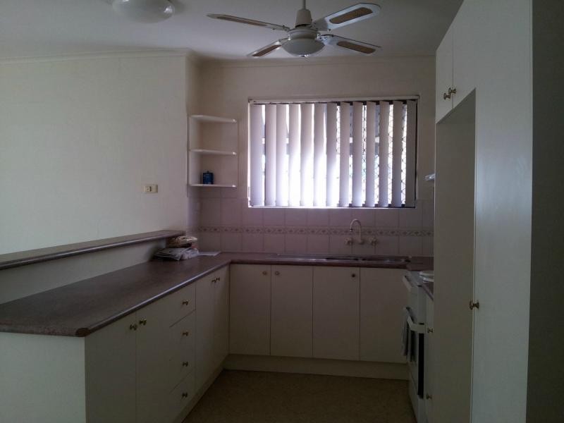 2/25 Nankeen Avenue, Paradise Point QLD 4216