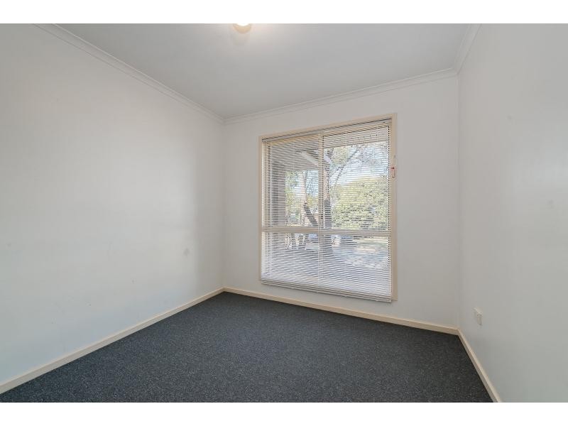 1 Hauff Close, Eagleby QLD 4207